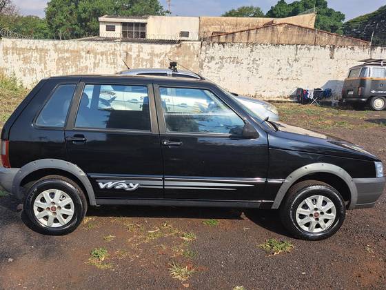 FIAT UNO 1.0 MPI MILLE WAY ECONOMY 8V FLEX 4P MANUAL